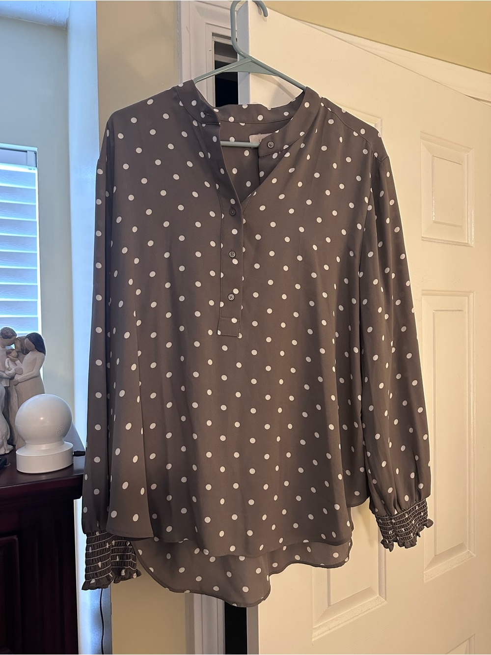 LOFT Gray Polka Dot Long Sleeve Blouse